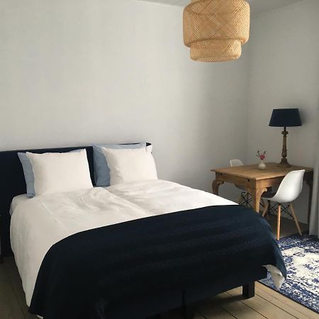 Ninet7 Bed and Breakfast Tilburg Exteriör bild